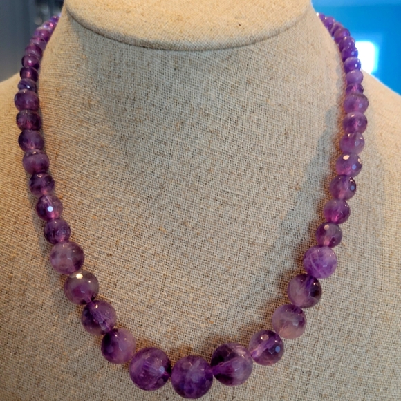 Amethyst Jeans Jewelry - AMETHYST SOVEREIGN BEADS NECKLACE 18 INCHES LONG